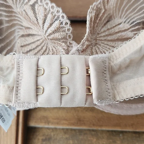 NWT Wacoal Bra Sheer Underwire Un-lined Neutral Tan Beige - Picture 6 of 8